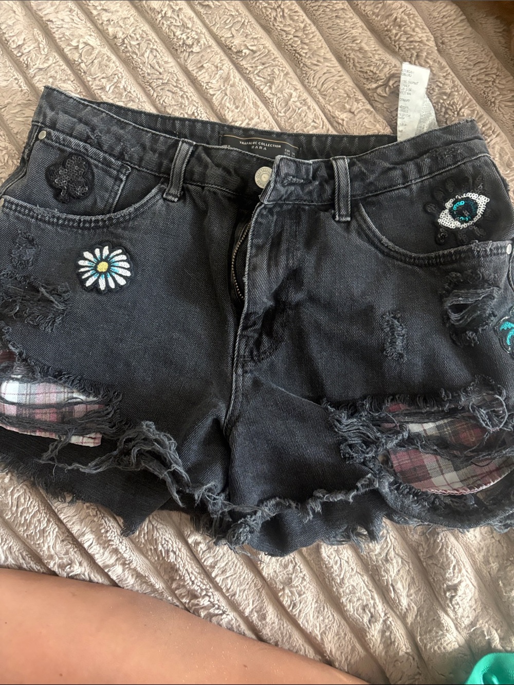 Women’s Zara shorts
